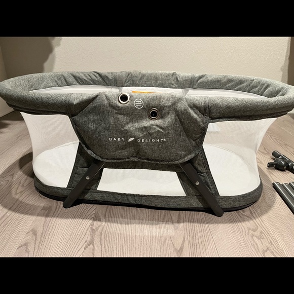 Baby Delight Rocking Bassinet - Picture 3 of 8